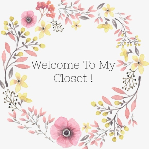 • Like To Bookmark My Closet • - Picture 1 of 2